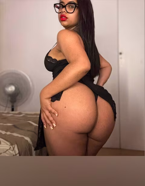 🍑 Latina girl 🍑